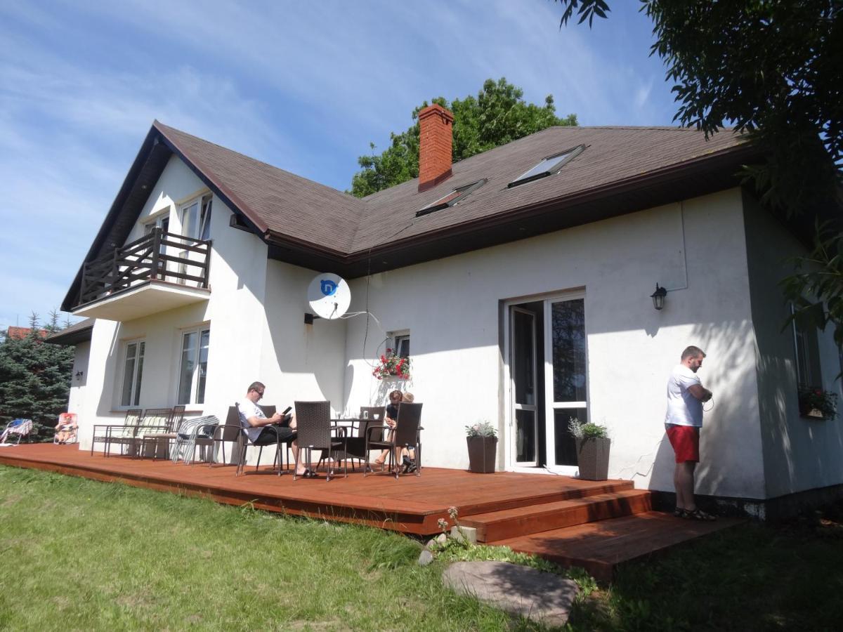 Dworek Debina - Idealny Dla Rodzin I Przyjaciol - Wspolna Sala Do Biesiadowania , Plaza Przyjazna Psom Extérieur photo