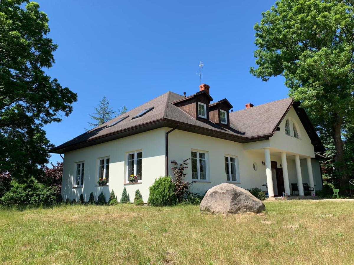Dworek Debina - Idealny Dla Rodzin I Przyjaciol - Wspolna Sala Do Biesiadowania , Plaza Przyjazna Psom Extérieur photo